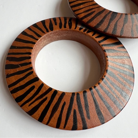 Vintage 1970’s Hand Painted Wooden Bangles - Picture 7 of 7